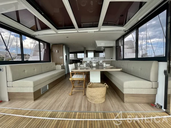 Bali 4.8  - Yacht Charter Sailica