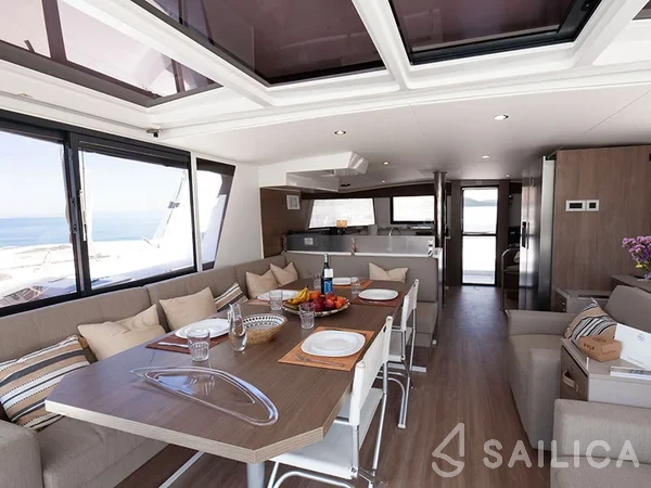 Bali 4.6 - Yacht Charter Sailica