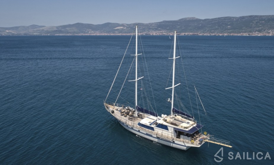 Gulet - Yacht Charter Sailica