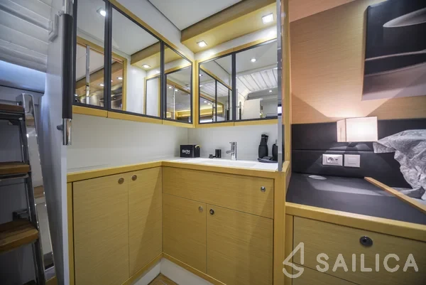 Lagoon 560 S2 - Yacht Charter Sailica