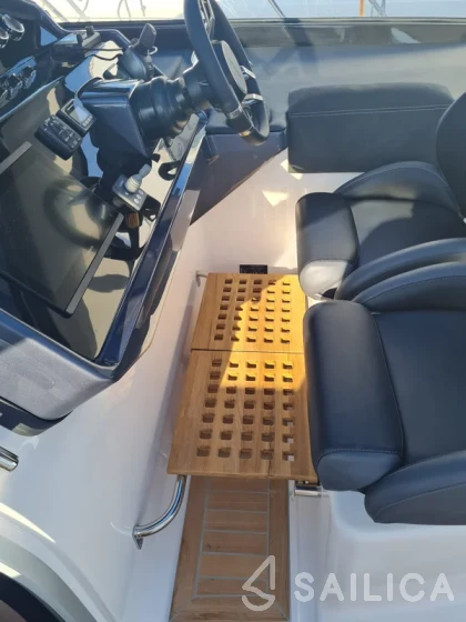 Focus Power 44 - Yacht Charter Sailica