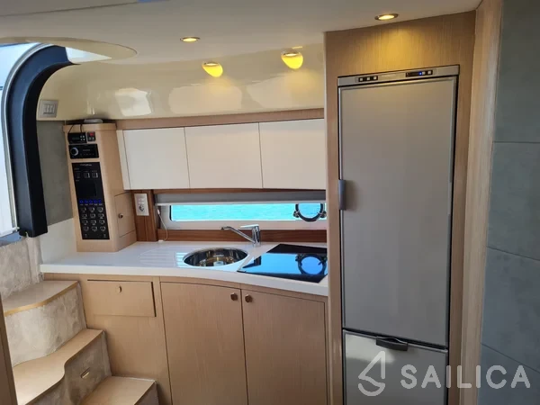 Focus Power 44 - Yacht Charter Sailica