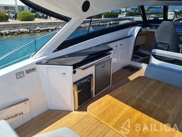 Focus Power 44 - Yacht Charter Sailica