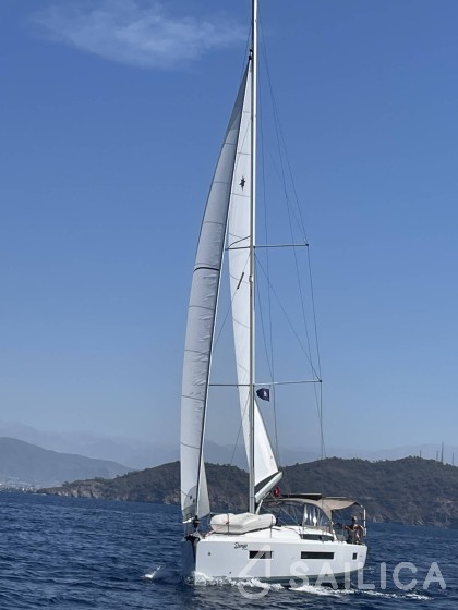 Sun Odyssey 490 - Yacht Charter Sailica