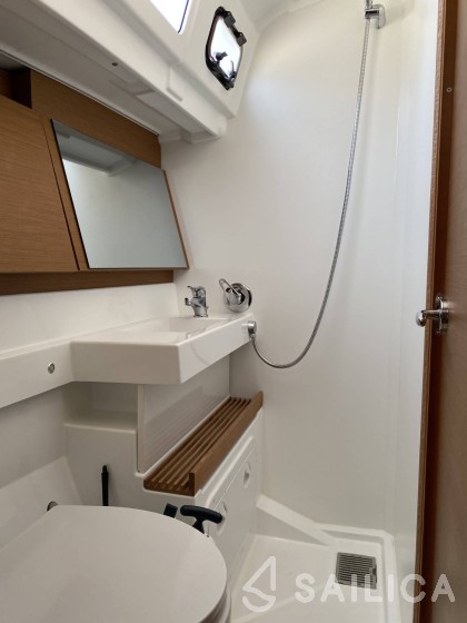 Sun Odyssey 490 - Yacht Charter Sailica