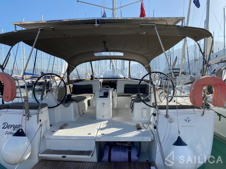 Sun Odyssey 490 - Yacht Charter Sailica