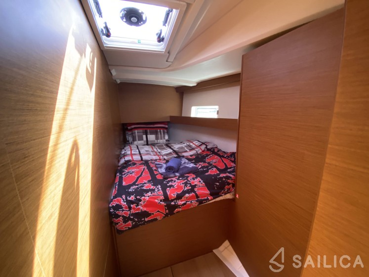 Sun Odyssey 490 - Yacht Charter Sailica