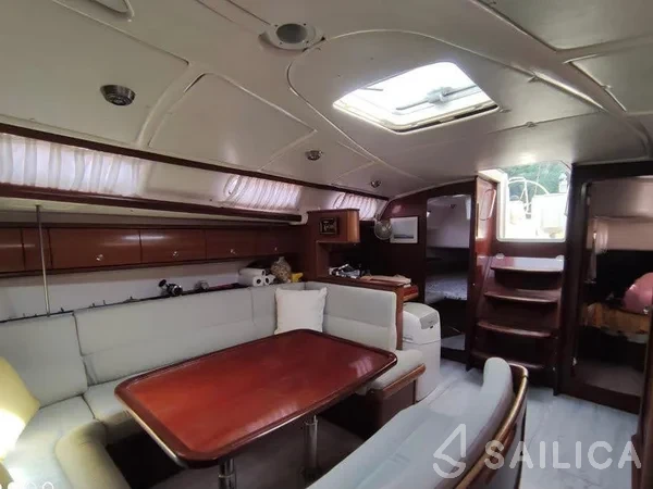 Bavaria 44 - Yacht Charter Sailica