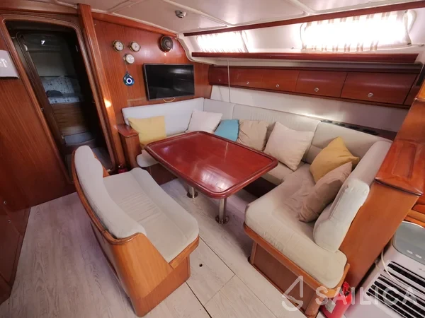Bavaria 44 - Yacht Charter Sailica