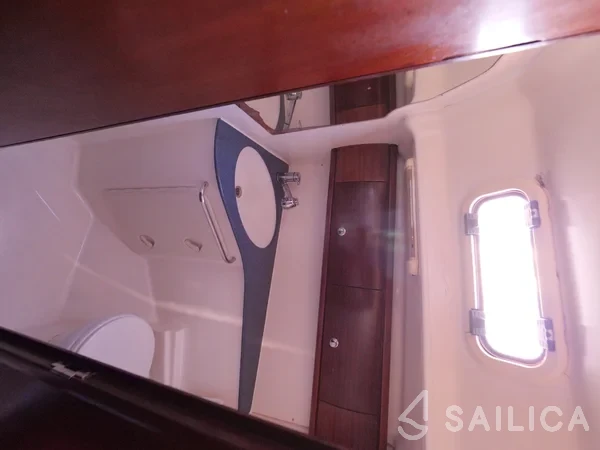 Bavaria 44 - Yacht Charter Sailica