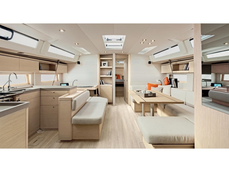 Oceanis 51.1 - Yacht Charter Sailica