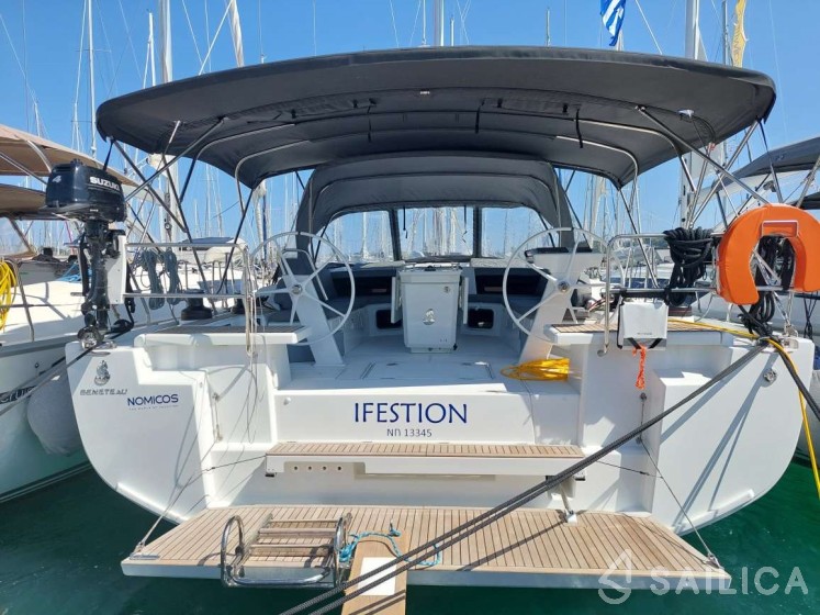 Oceanis 51.1 - Yacht Charter Sailica