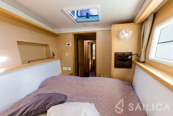 Lagoon 450 - Yacht Charter Sailica
