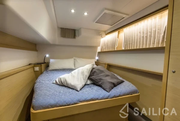Lagoon 450 - Yacht Charter Sailica