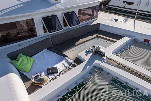 Lagoon 450 - Yacht Charter Sailica