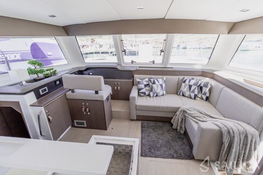 Bali Catspace MY - Yacht Charter Sailica