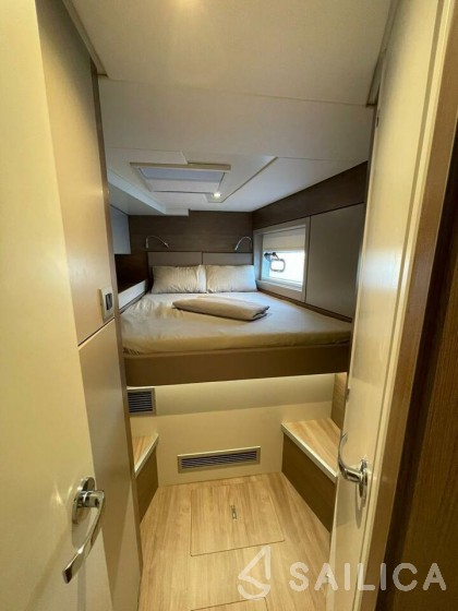 Bali 4.6 - 4 + 1 cab. - Yacht Charter Sailica