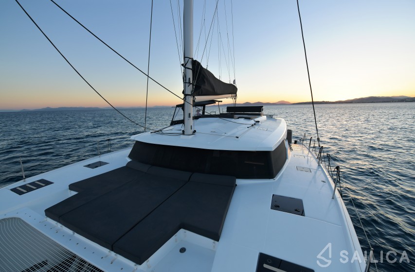 Saona 47 - Yacht Charter Sailica