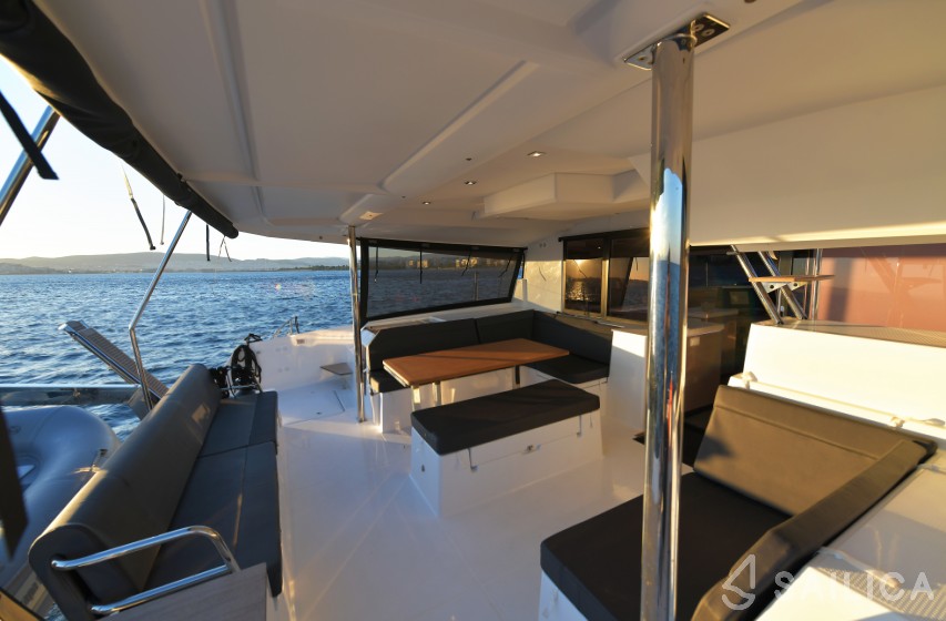 Saona 47 - Yacht Charter Sailica