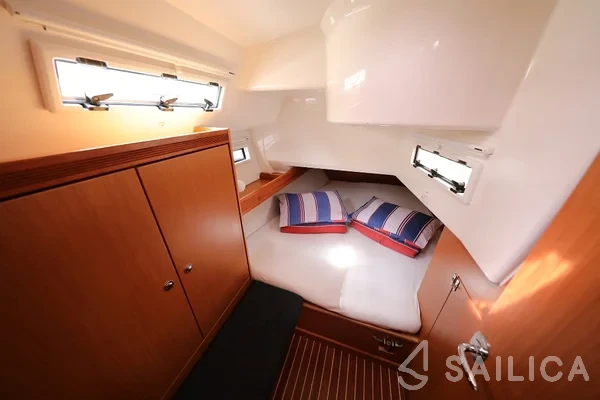 Bavaria 40 Cruiser - Yacht Charter Sailica