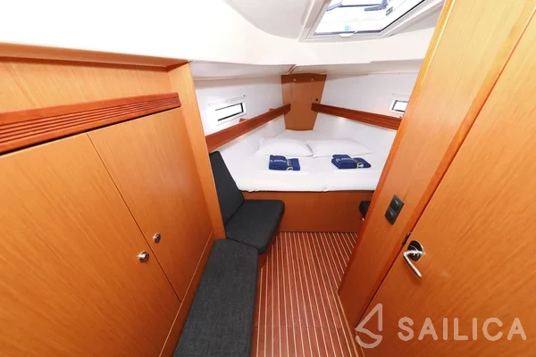 Bavaria 40 Cruiser - Yacht Charter Sailica