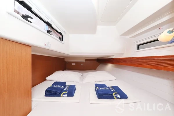 Bavaria 40 Cruiser - Yacht Charter Sailica