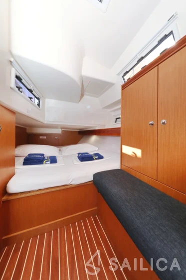Bavaria 40 Cruiser - Yacht Charter Sailica