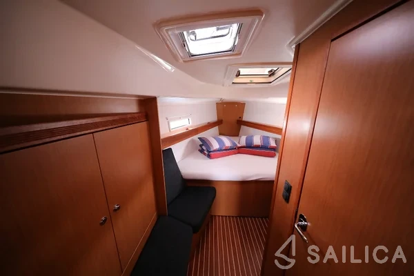 Bavaria 40 Cruiser - Yacht Charter Sailica