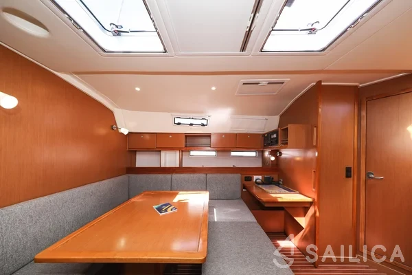 Bavaria 45 Cruiser - Yacht Charter Sailica