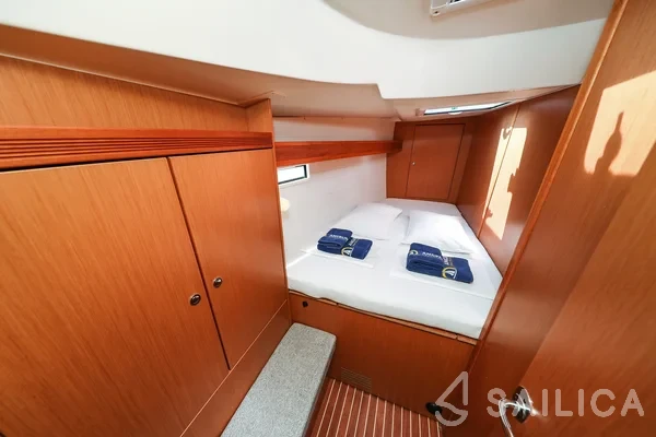 Bavaria 45 Cruiser - Yacht Charter Sailica