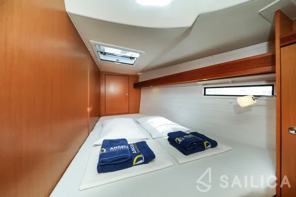 Bavaria 45 Cruiser - Yacht Charter Sailica