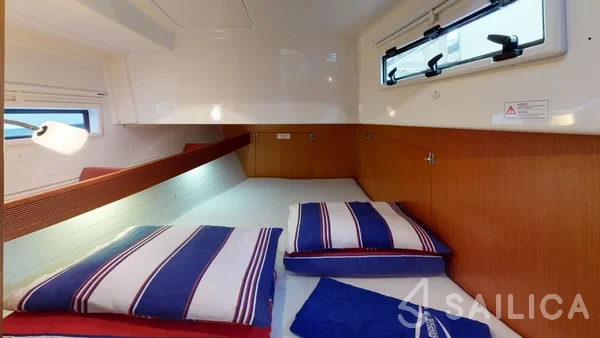 Bavaria 45 Cruiser - Yacht Charter Sailica