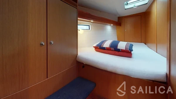 Bavaria 45 Cruiser - Yacht Charter Sailica