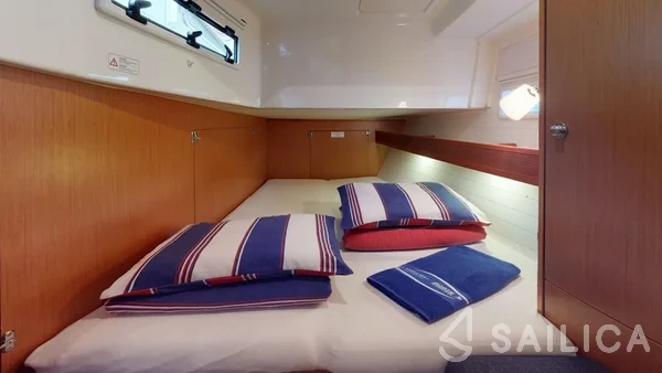 Bavaria 45 Cruiser - Yacht Charter Sailica