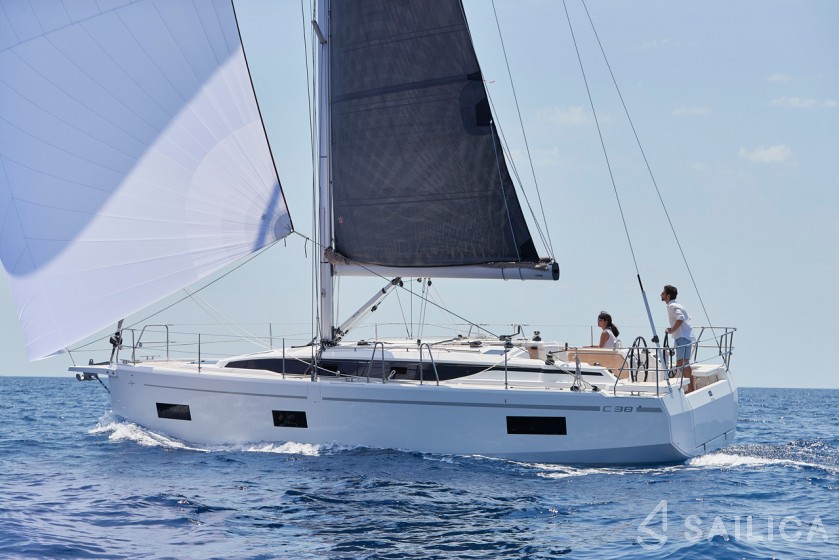 Bavaria C38 - Yacht Charter Sailica