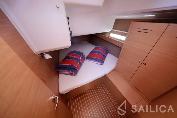 Dufour 460 GL - Yacht Charter Sailica