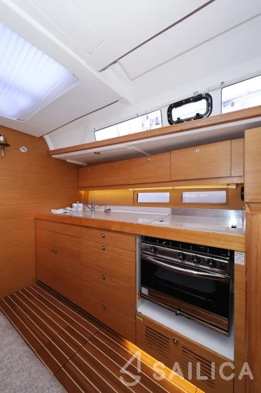 Dufour 460 GL - Yacht Charter Sailica