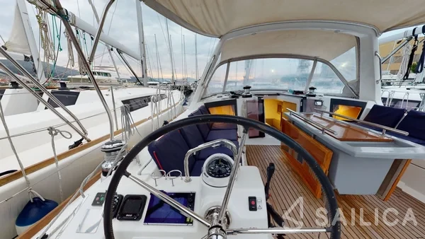 Oceanis 45 - Yacht Charter Sailica