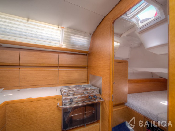 Sun Odyssey 439 - Yacht Charter Sailica