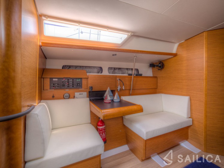 Sun Odyssey 439 - Yacht Charter Sailica