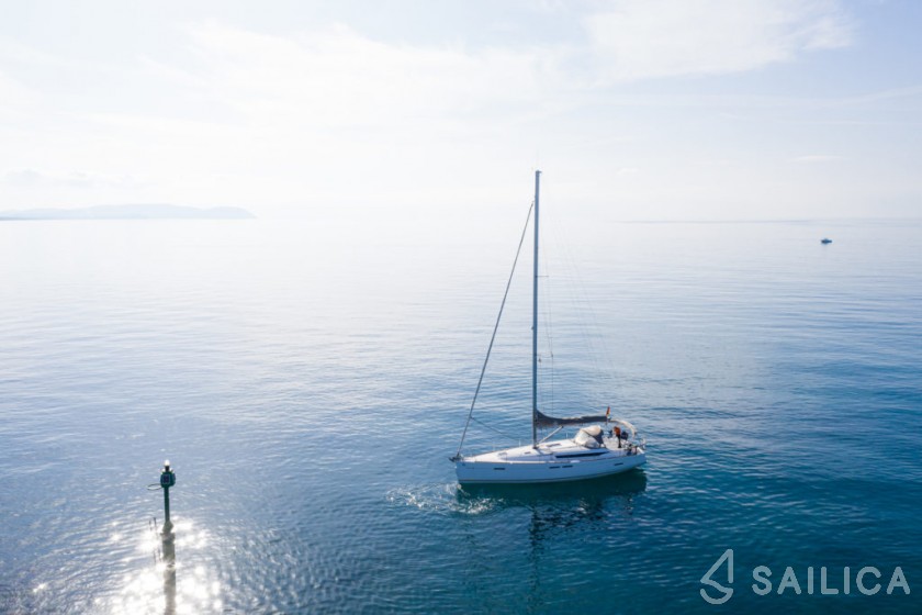 Sun Odyssey 439 - Yacht Charter Sailica