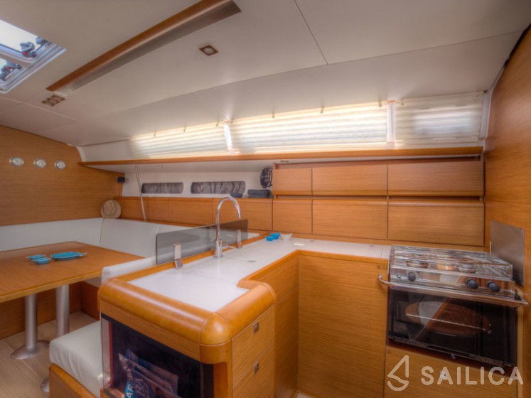Sun Odyssey 439 - Yacht Charter Sailica