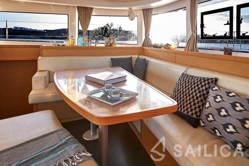Lagoon 42 - Yacht Charter Sailica