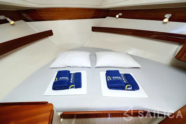 Vektor 950 - Yacht Charter Sailica
