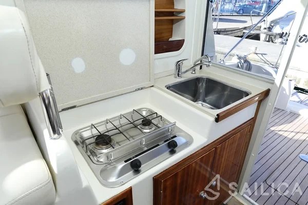 Vektor 950 - Yacht Charter Sailica