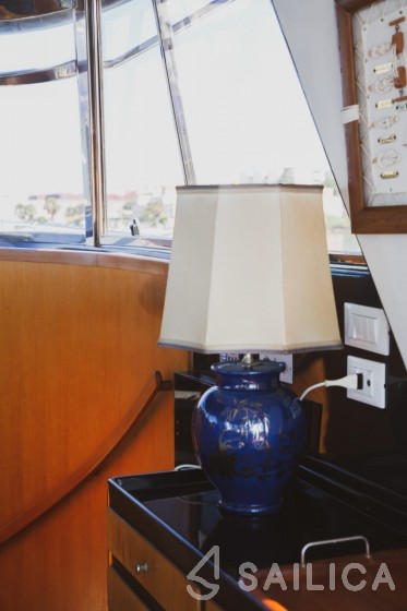 Riva 45 SuperAmerica - Yacht Charter Sailica