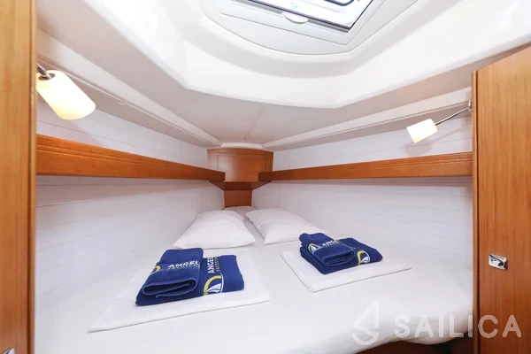 Bavaria 33 Cruiser - Yacht Charter Sailica
