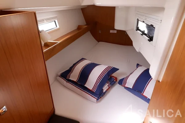 Bavaria 33 Cruiser - Yacht Charter Sailica