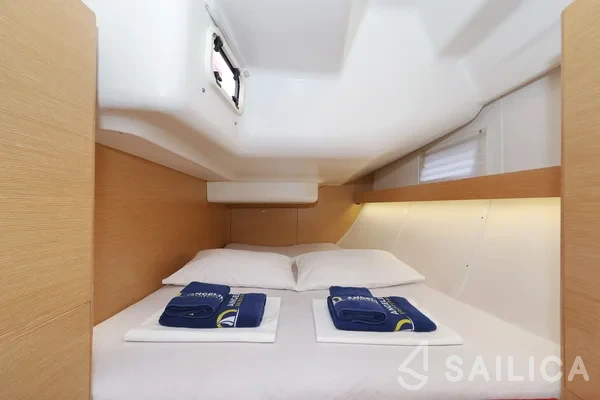 Elan 444 Impression - Yacht Charter Sailica