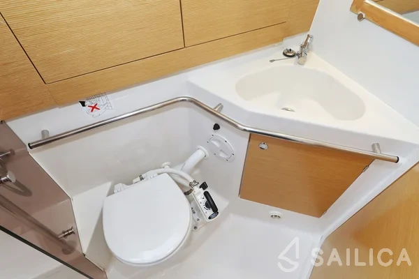 Elan 444 Impression - Yacht Charter Sailica